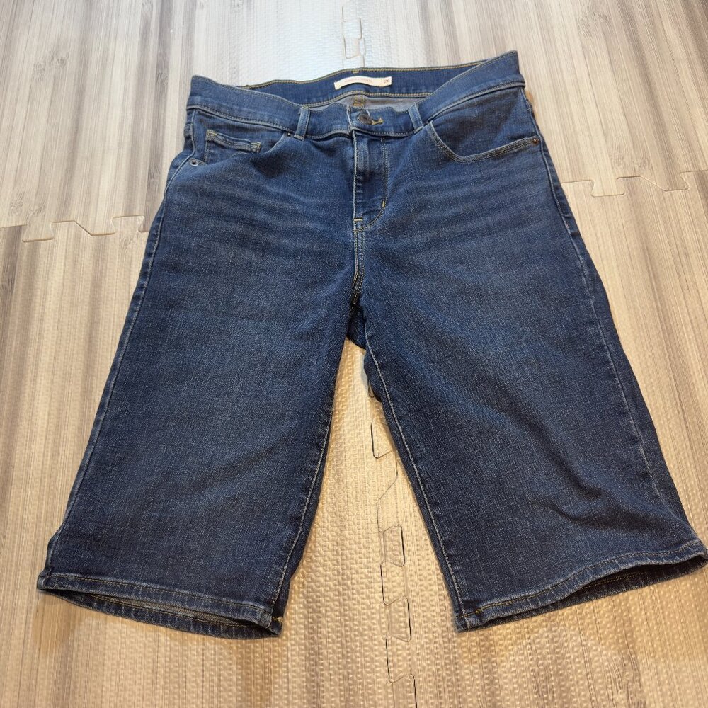 Levi's Women's Jean Bermuda Shorts